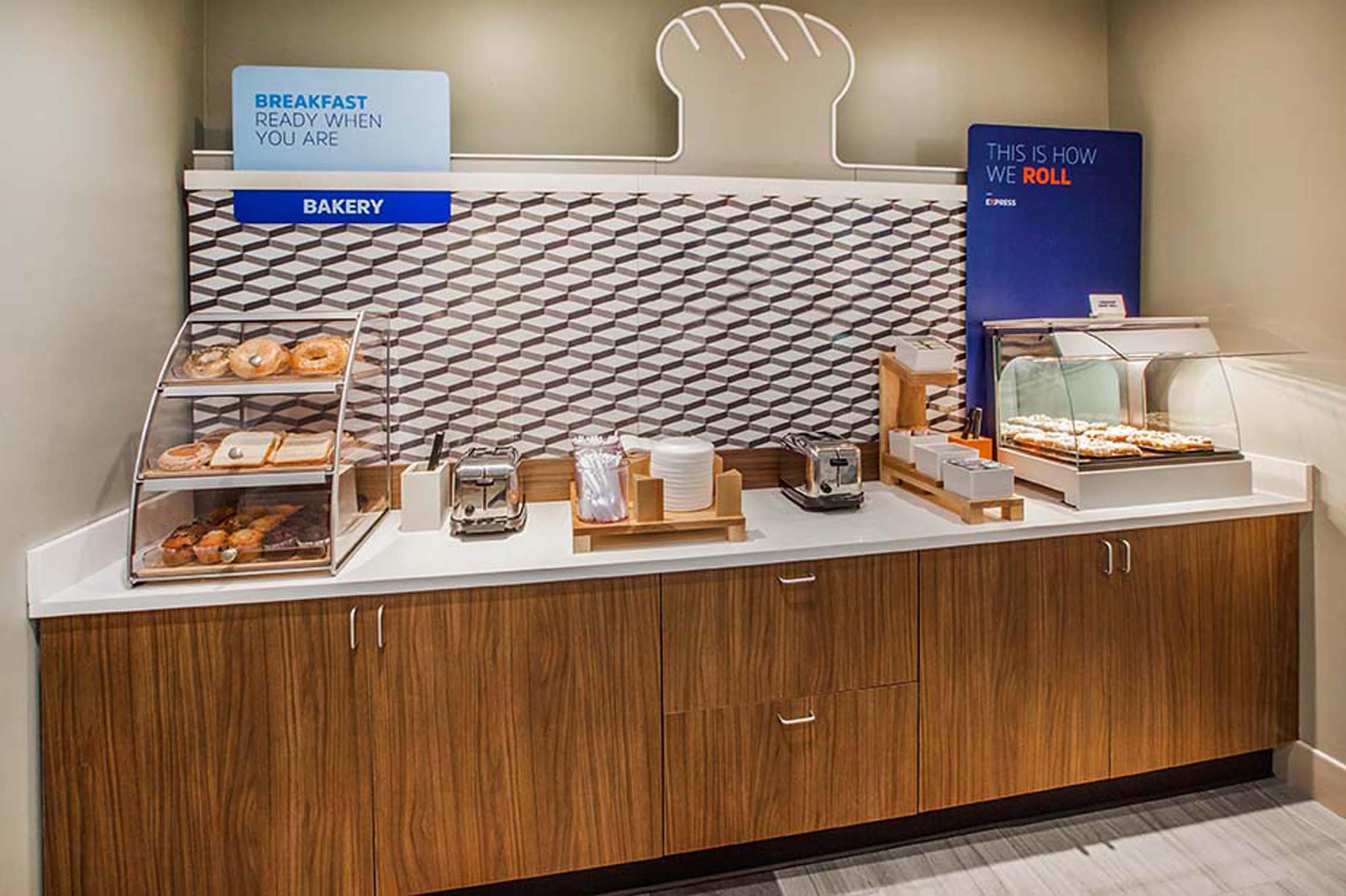 Holiday Inn Express & Suites - St Peters By Ihg Saint Peters Eksteriør billede